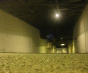 Afdaling in de tunnel naar Pila, nabij Aosta, Italia (1809m) (Niki Van Hee)